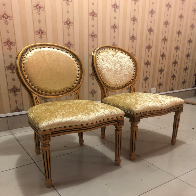 Có thai phù chân, tăng cân mất kiểm soát